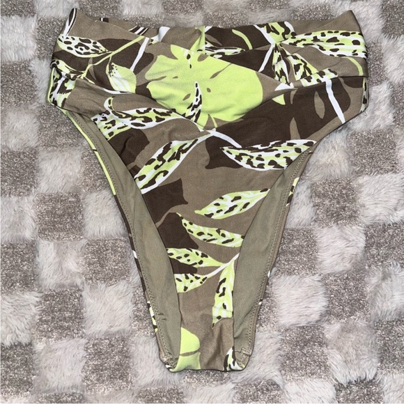 aerie Other - Aerie swim Leaf Print High-Waisted Bikini Bottom size medium